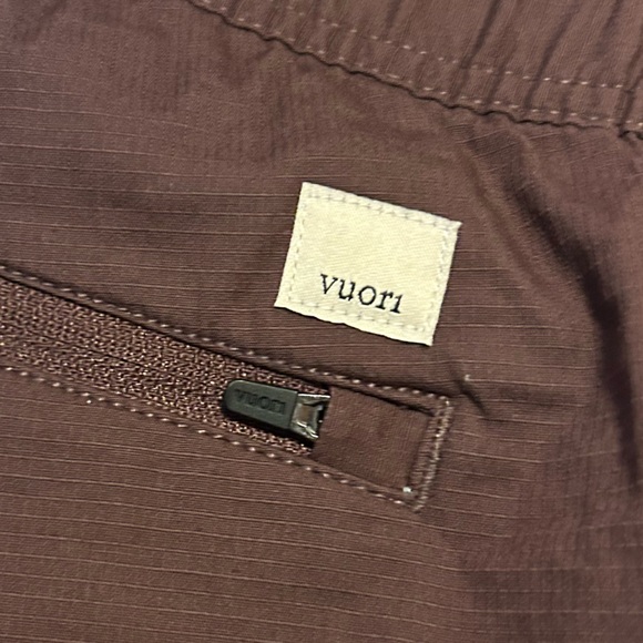 NWT Vuori Ripstop Dura Terra Climbing / Hiking Pant - Chestnut - Size M - Picture 9 of 11